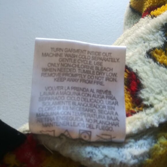 Disney women's size L yellow and red Winnie the Pooh pajama pants - Picture 14 of 14